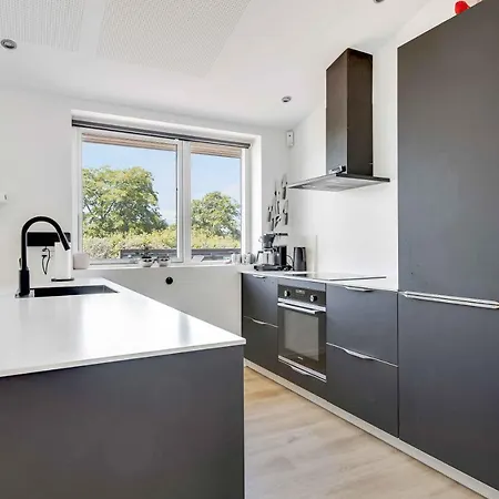 New And Modern With Hot Tub * Frorup